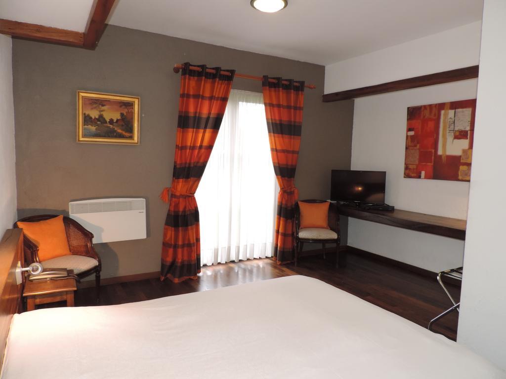 Hotel 'T Fornuis Ternat Habitación foto